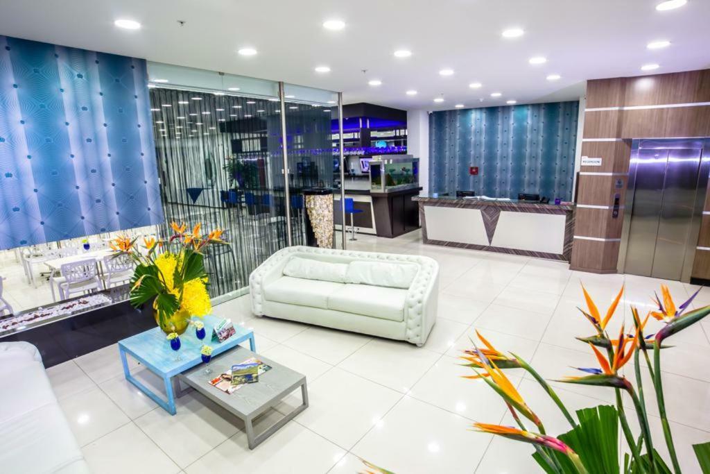 Aw Hotel Plaza Miranda Μπογκοτά Εξωτερικό φωτογραφία